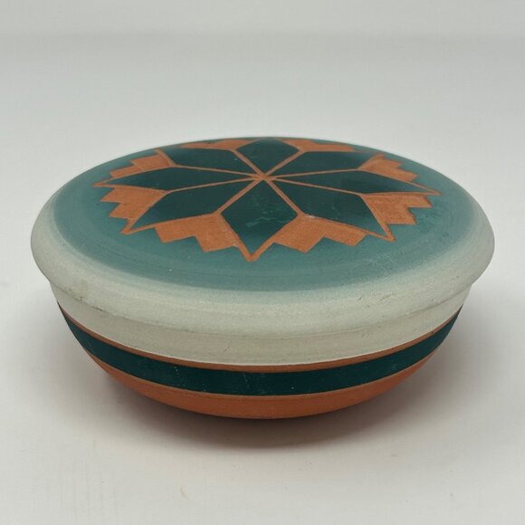 Native American ~ High Elk Sioux Pottery Trinket Bowl ~ Star Pattern - Picture 4 of 6